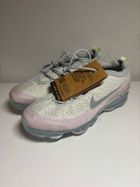 NEW NIKE Air Vapormax 2023 Flyknit Sea Glass Pink Womens Size 8 RARE